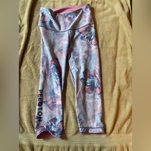 Peloton WITH floral capri leggings